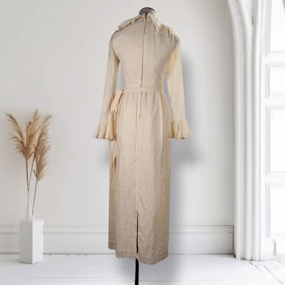 Vintage 70s Ruffle Neck Maxi Dress Size 4 Cream Eyelet Voile Bell Sleeve - Picture 8 of 16